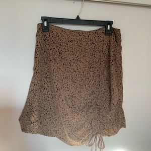 Silky brown dot pattern ruched tie Shein skirt. SIZE L FITS M/L.